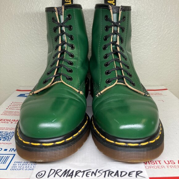 90's Vintage WMNS Size US 8 England Green Dr. Martens MIE boots 8-eye 1460 shoes - Picture 11 of 16